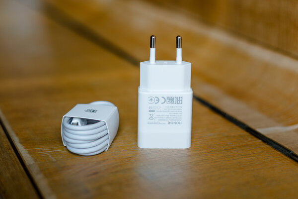 Нашёл хороший, но недорогой планшет для просмотра фильмов. Обзор HONOR Pad X8 — Автономность. 2