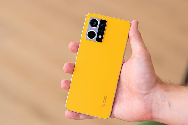 Рейтинг лучших смартфонов до 20 000 рублей: какой купить в мае 2023 — 5. OPPO Reno7 4G (8/128 ГБ). 1