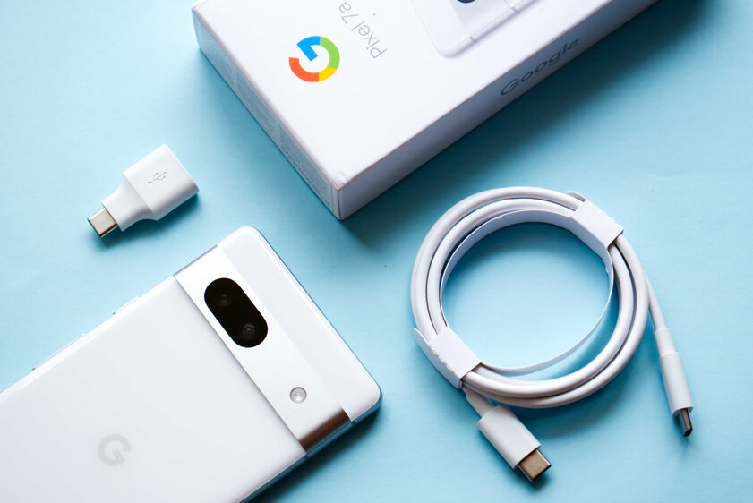 Обзор Google Pixel 7a — и хороший, и плохой одновременно. Но понравился — Распаковка. 1