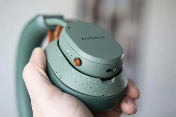 Производитель модульных смартфонов Fairphone выпустил разборные наушники