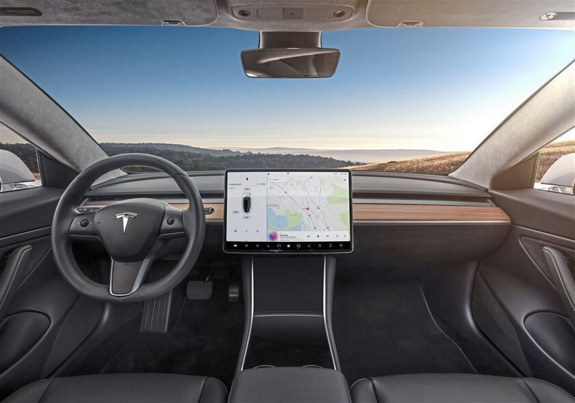 Илон Маск: автопилот Tesla перестанет быть эксклюзивным для США и появится во всём мире