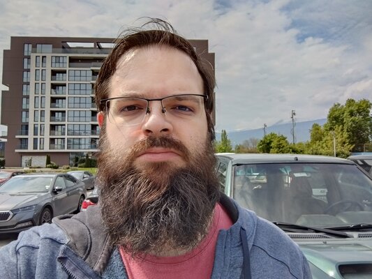 Это самый лёгкий смартфон на 5 000 мАч. Обзор среднебюджетного Sony Xperia 10 V — Камера. 36