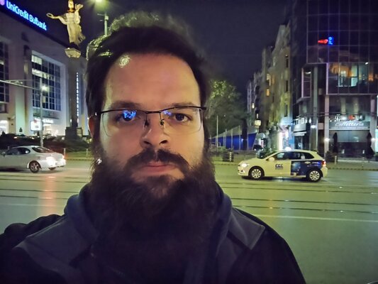 Это самый лёгкий смартфон на 5 000 мАч. Обзор среднебюджетного Sony Xperia 10 V — Камера. 77