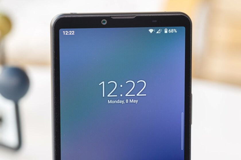 Это самый лёгкий смартфон на 5 000 мАч. Обзор среднебюджетного Sony Xperia 10 V — Дисплей. 1