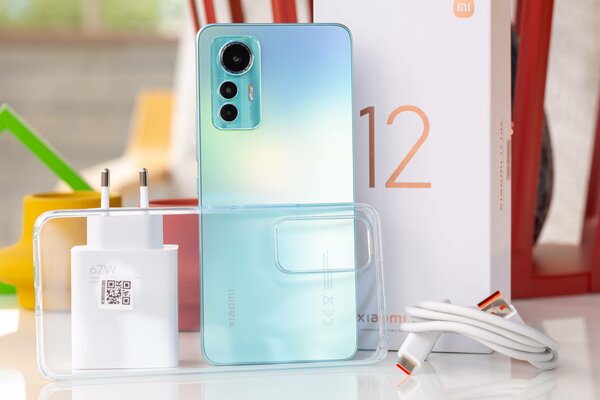 Рейтинг лучших смартфонов до 30 000 рублей: какой купить в апреле 2024 — 2. Xiaomi 12 Lite (8/128 ГБ). 3