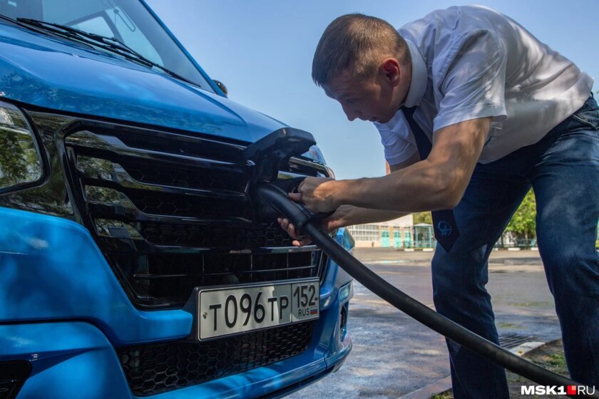По Москве уже ездит электрическая ГАЗель e-City: пока что в рамках теста