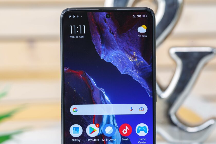 Этот необычный Xiaomi будет у каждого третьего в метро. Вот чем он хорош (и плох) — Дисплей. 2