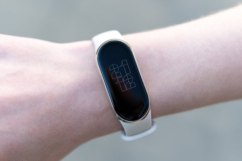 Mi Band 8 мне не понравился, но вам понравится. Обзор спорного браслета от Xiaomi — Интерфейс и трекинг здоровья. 1
