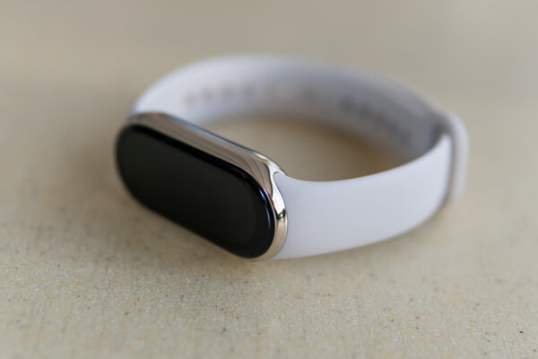 Mi Band 8 мне не понравился, но вам понравится. Обзор спорного браслета от Xiaomi — Дизайн. 1