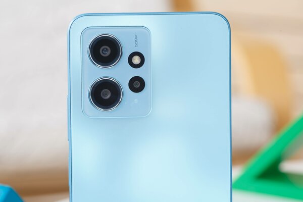 Рейтинг лучших смартфонов до 20 000 рублей: какой купить в сентябре 2023 — 1. Xiaomi Redmi Note 12 4G (8/128 ГБ). 3