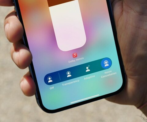 Обновление прошивки AirPods: в Apple неожиданно представили крупный апдейт