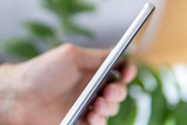 Обзор Realme GT3: заряжается за 10 минут и оснащён микроскопом — Внешний вид. 4