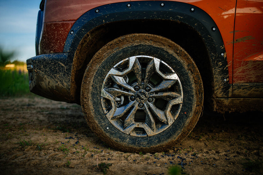 X — это когда ради одной кнопки выпускают новую модель. Обзор Haval Dargo X — Отличия. 13