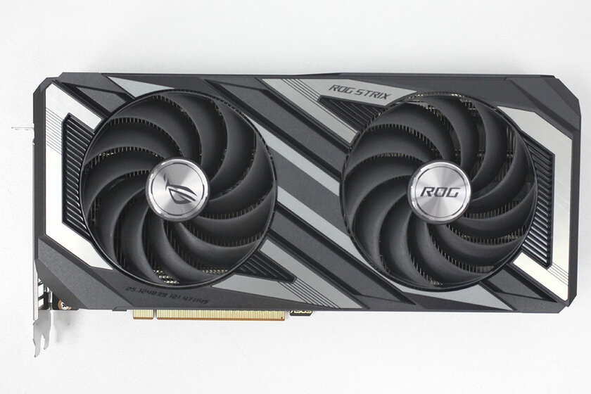 Обзор ASUS ROG Strix Radeon RX 7600 OC: самая тихая, мощная и дорогая — Дизайн корпуса. 1