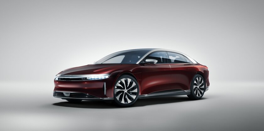 Все модели Tesla проиграли в тесте на зарядку: кто стал победителем