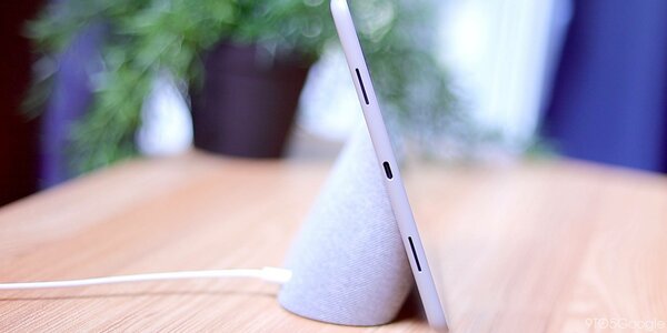 Google переплюнула iPad, сделав Android на планшетах удобным. Обзор недорогого Pixel Tablet — Док-станция в виде зарядного динамика. 2