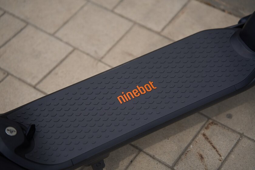 В Москве представили новую модель электросамоката Segway-Ninebot Max G2