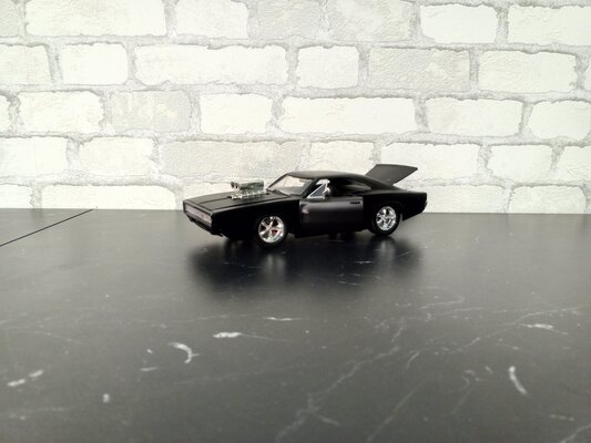 Каково пользоваться высоко­технологичным «апельсином»? Обзор Tecno SPARK 10 Magic Skin — Камера. 3