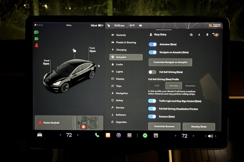 В автопилоте Tesla нашли секретный «режим Илона» — он лучше, но опаснее обычного