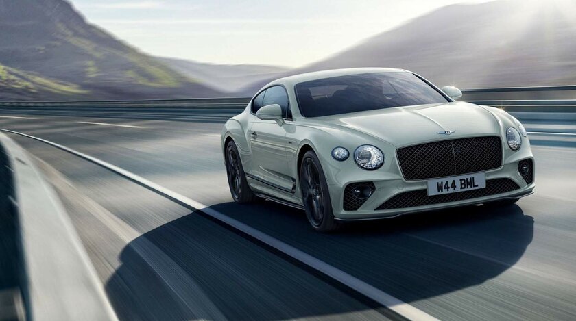 От Bentley до Lamborghini: названы самые популярные машины премиум-класса на российском вторичном рынке