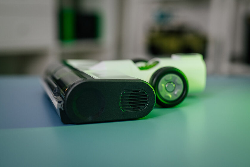 Обзор Greenworks 24В G24SVK4D: вертикальный пылесос на все случаи жизни — Комплект поставки. 7