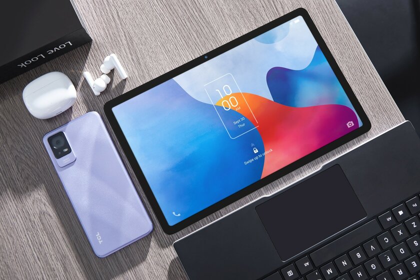 В России появились «бумажные» планшеты TCL. Для любителей рисовать или делать заметки