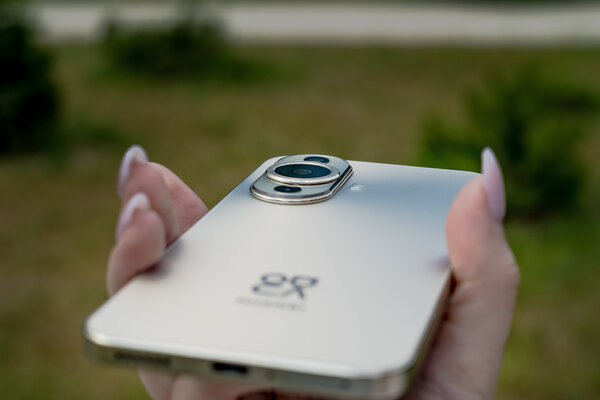 И зачем теперь флагманы? Huawei нашла формулу идеального середнячка (минус только один)