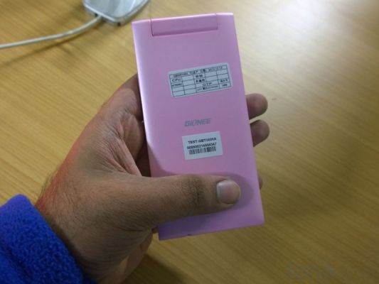 Официально представлена мини-версия смартфона Gionee Elife E7