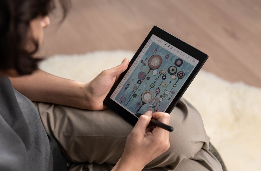 У ONYX появились новые ридеры с большими экранами — Page и Tab Mini С. Последний цветной