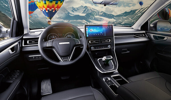 Официальные продажи Haval M6 начнутся в июле. Известны комплектации и цены