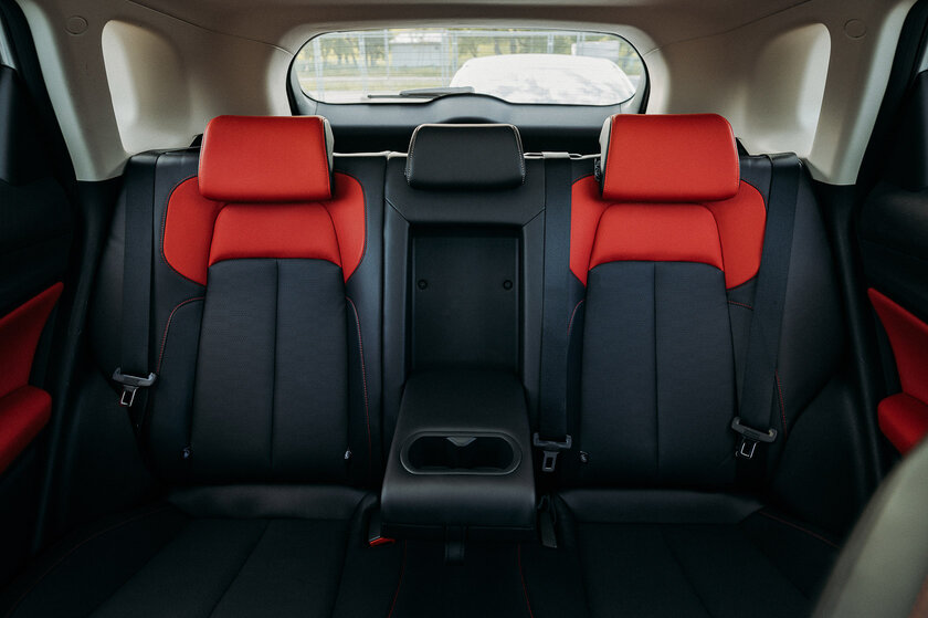 У Changan рост по всем критериям — тестирую CS55 Plus. Авто для ценителей скучной стабильности — Знакомство. 14