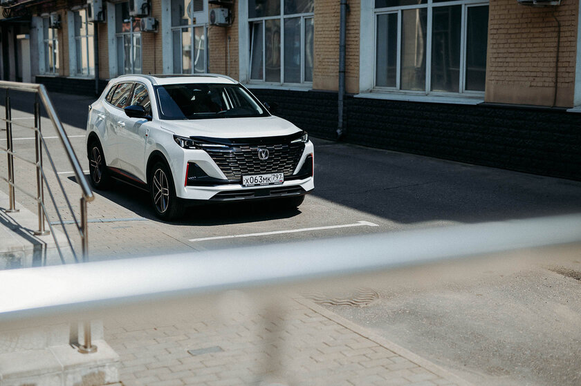 У Changan рост по всем критериям — тестирую CS55 Plus. Авто для ценителей скучной стабильности — В путь. 1
