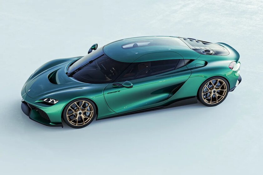 2300 лошадиных сил, лимитированная серия и цена в 1,7 млн долларов: Koenigsegg представила обновлённую Gemera
