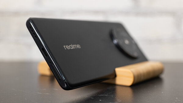 Realme 11 Pro+: когда готов конкурировать с топами