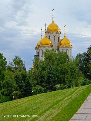 Поджигали воду, слушали пески, фотографировали звёзды: как прошёл совместный пресс-тур TECNO и Haval