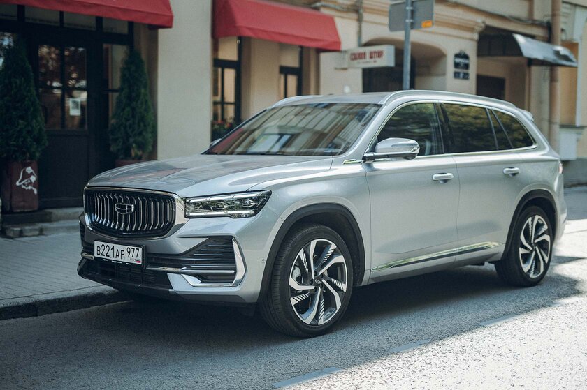 Серьёзный игрок на рынке. Обзор Geely Monjaro 2022