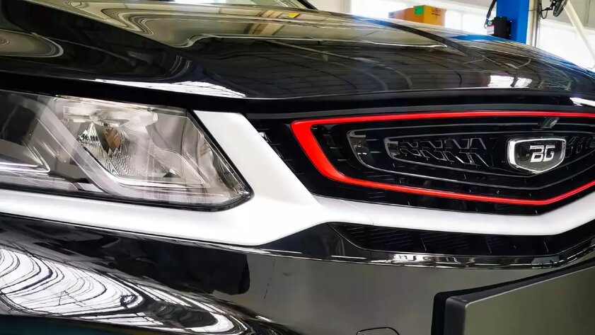 Geely будет продавать в России белорусские кроссоверы