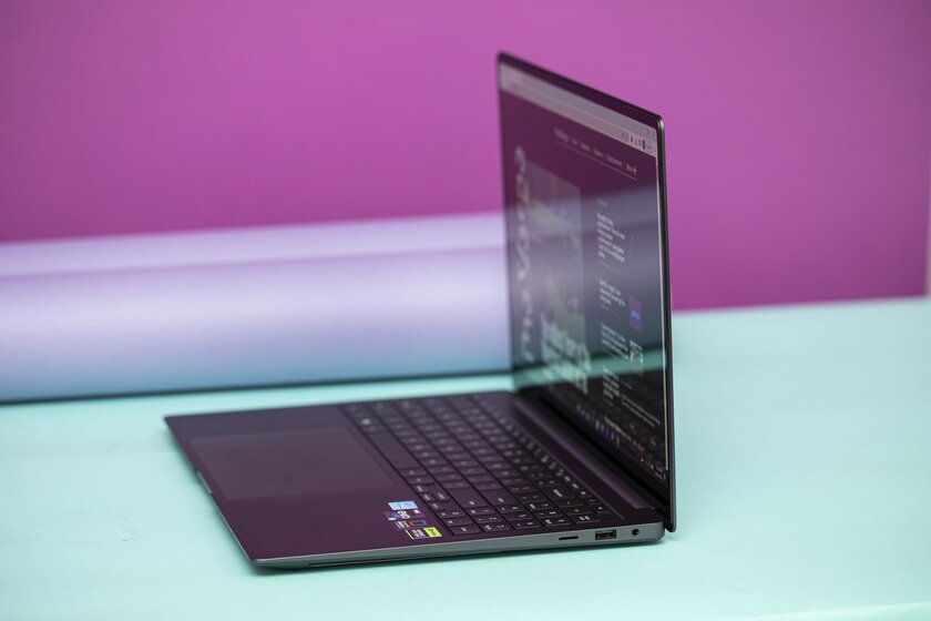 Этот ноутбук для тех, кто не признаёт MacBook — Samsung рискнула, и у неё получилось. Вот обзор