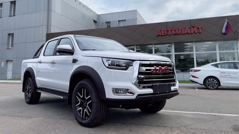В России стартовали продажи пикапа JAC T8 Pro: с экономичным мотором, механикой и относительно низкой ценой