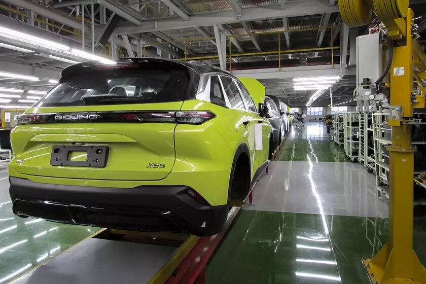 В России запустили производство китайского кроссовера BAIC X55: он заменит Toyota RAV4