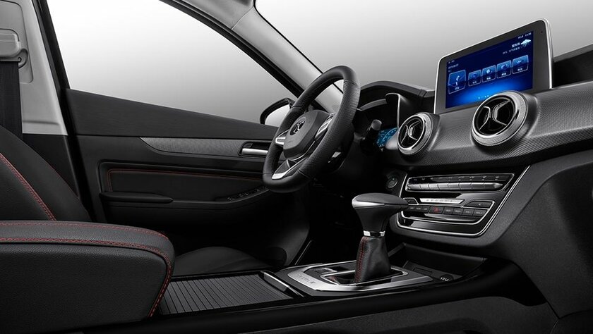 В России запустили производство китайского кроссовера BAIC X55: он заменит Toyota RAV4