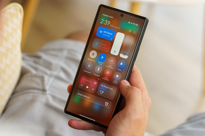 Xiaomi сделала складной смартфон, который хочется купить. Судите сами — обзор Mix Fold 3 — Дизайн. 2