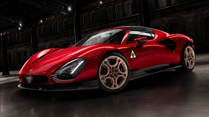 Стильный кузов, 333 км/час и разгон до сотни за 3 секунды: Alfa Romeo представила 33 Stradale
