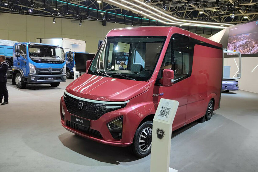 ГАЗ показал электрофургон ГАЗ SDV 3.5: это автомобиль для служб доставки