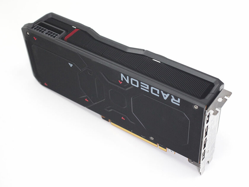 Гораздо лучше RTX 4070, но на 100 долларов дешевле: обзор AMD Radeon RX 7800 XT