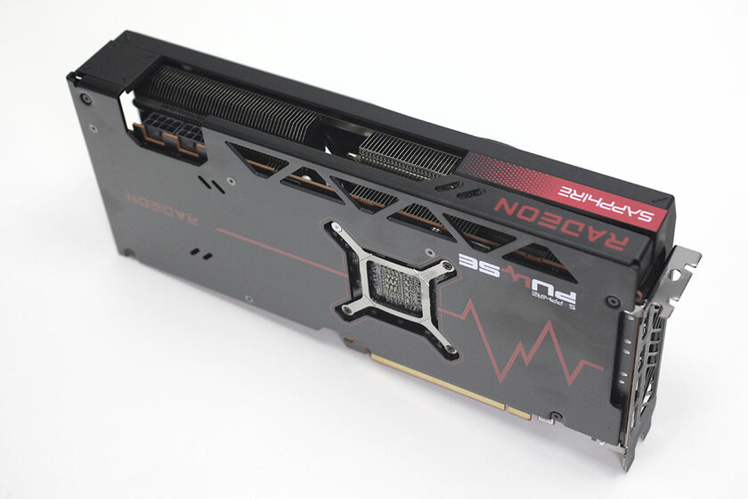 NVIDIA больше не господствует на рынке видеокарт: обзор AMD Radeon RX 7700 XT