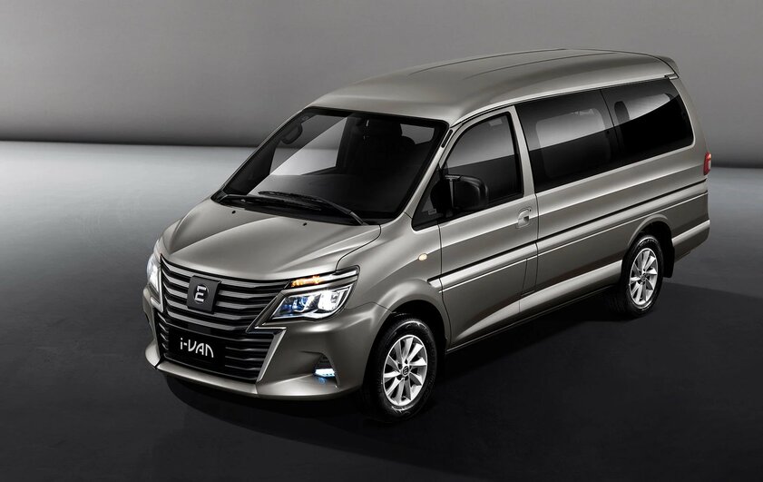 Российский EVOLUTE представил электрический минивэн i-VAN: для семьи и бизнеса