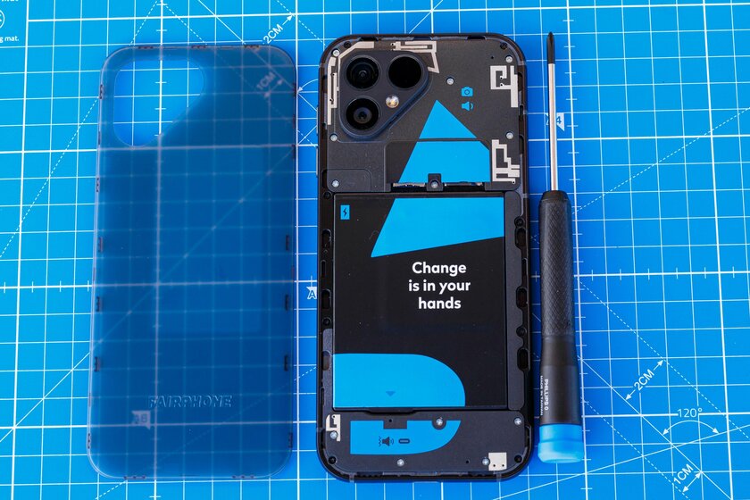Тестирую смартфон-конструктор Fairphone 5: сменная батарея, специальный Qualcomm и 8 лет обновлений — Дизайн. 5