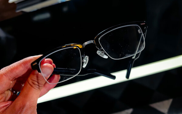 HUAWEI представила умные очки Eyewear 2 с впечатляющей автономностью