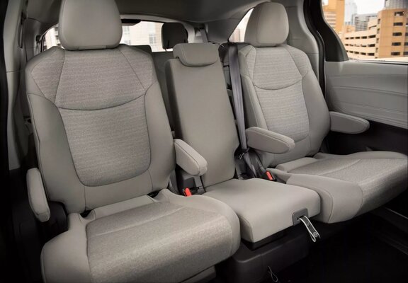 Представлена Toyota Sienna 2024 с обновлённым дизайном и новым пакетом для Sienna XSE